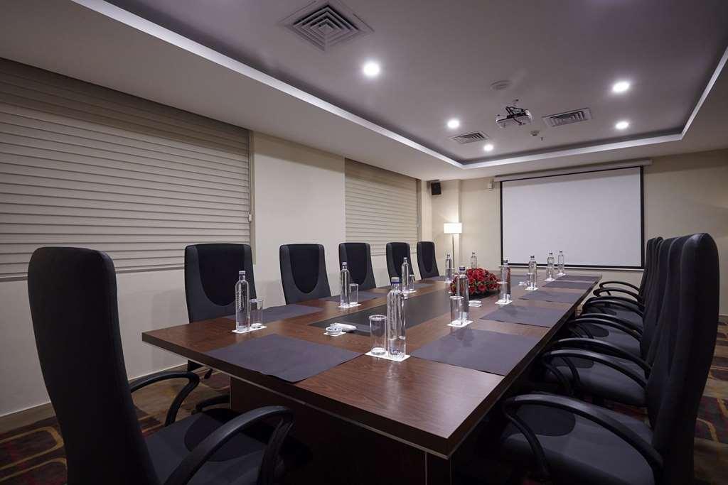 Turyaa - Omr It Expressway Hotel Chennai